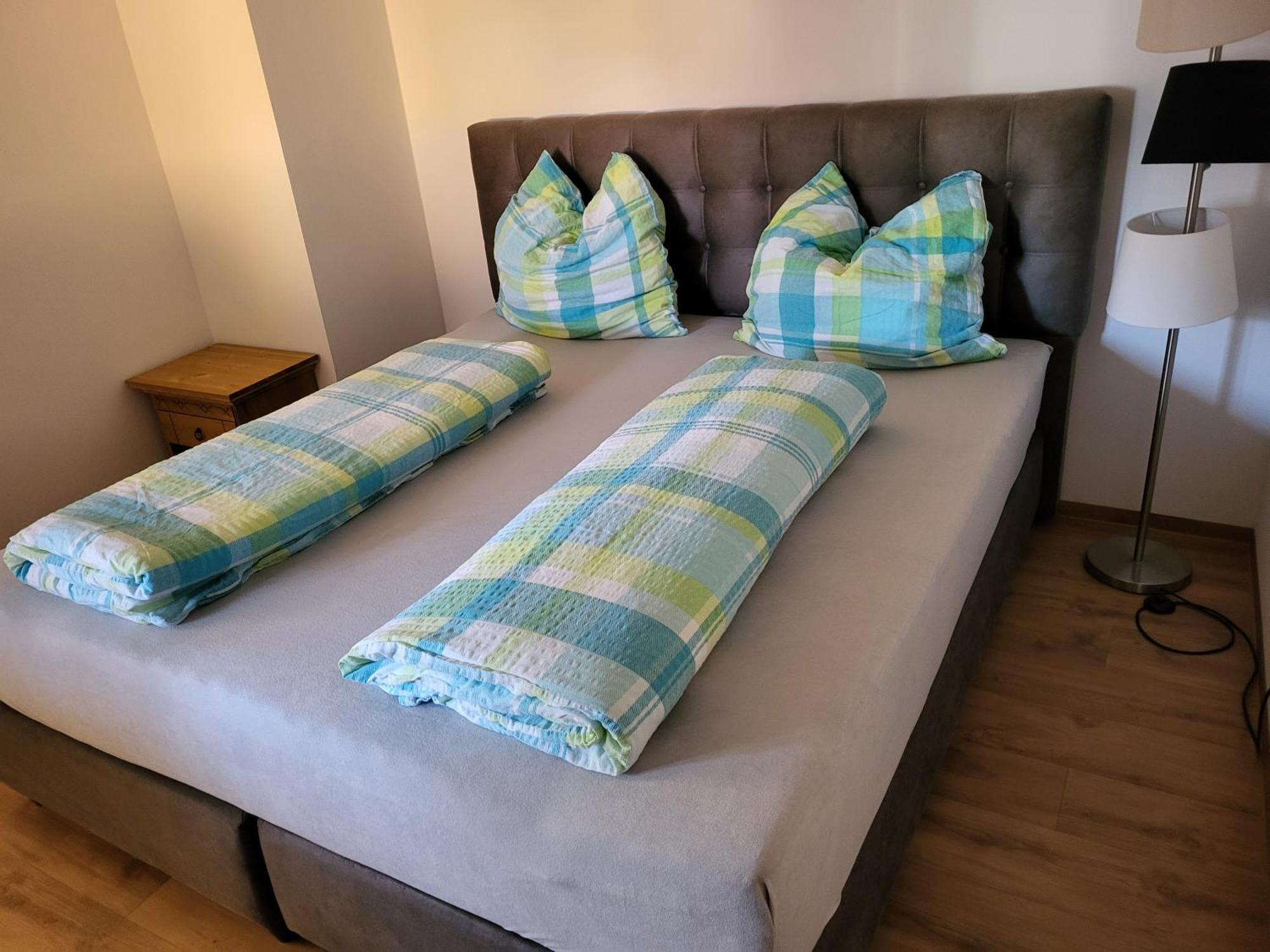 Ferienwohnung Maja วัลด์เคียร์ช ภายนอก รูปภาพ